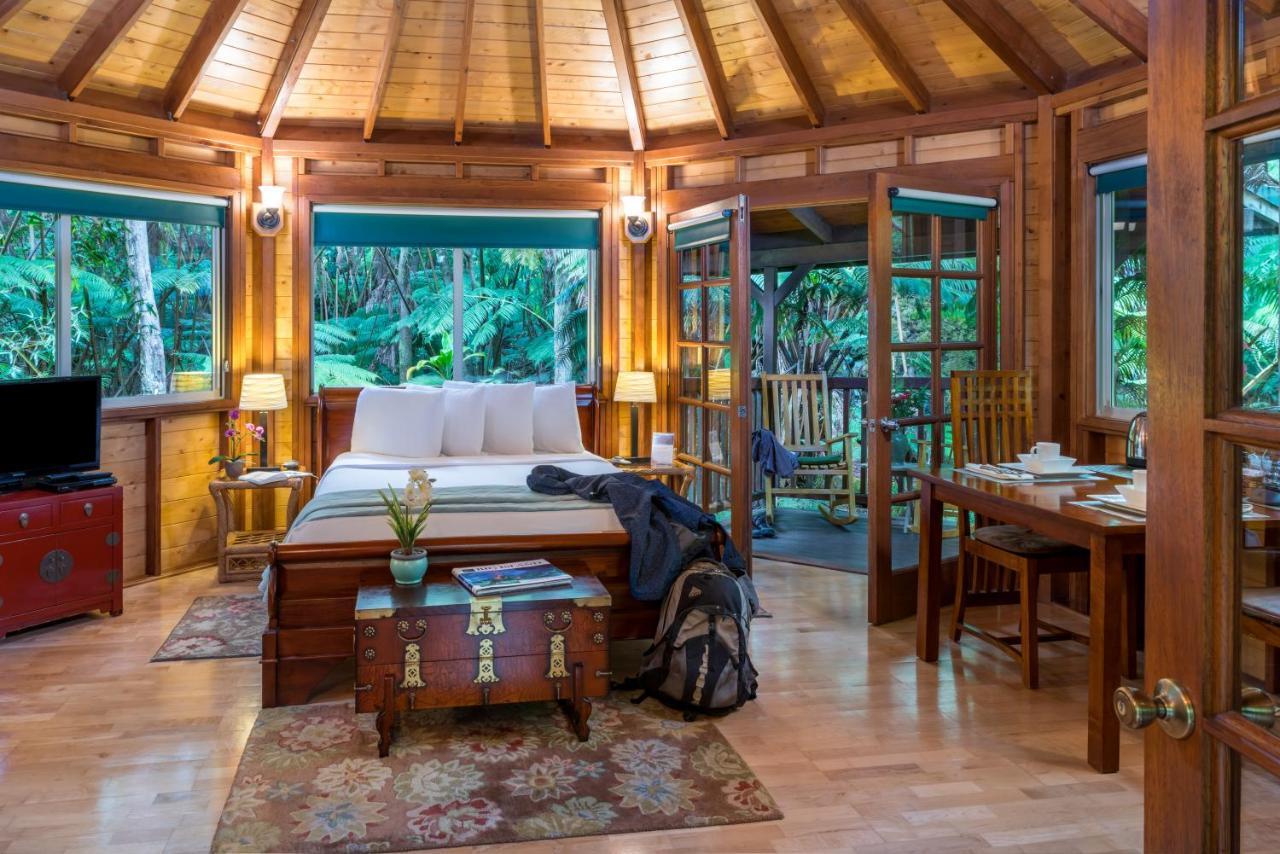 Volcano Village Lodge Экстерьер фото