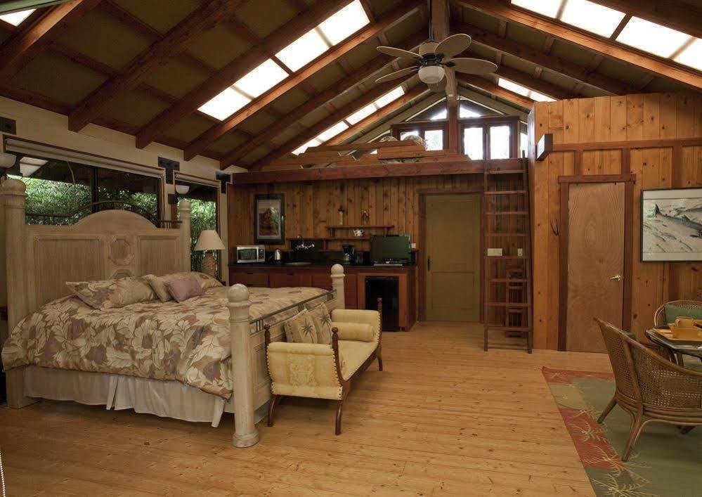 Volcano Village Lodge Экстерьер фото