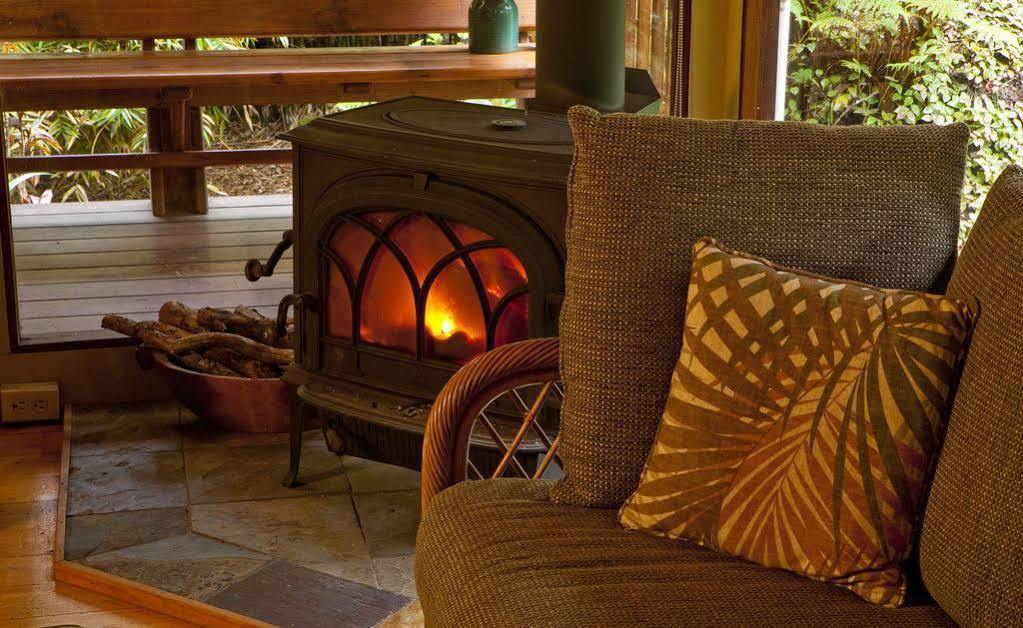 Volcano Village Lodge Экстерьер фото